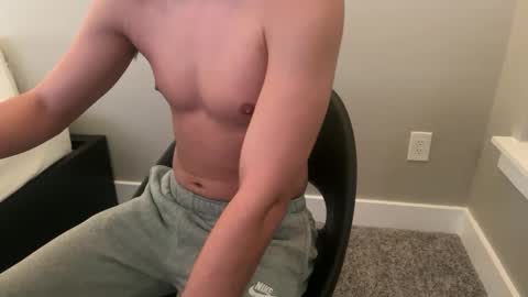 Snapshot of bryce_hoover1 chatting on 02/18/25, 03:42 bryce online show from 02/18/25, 03:42