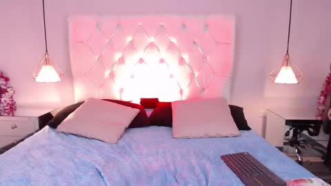 Cherry Lady online show from 10/22/25, 08:19