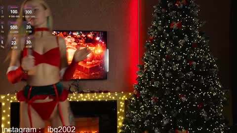 Snapshot of bubble__gum_ chatting on 12/25/24, 08:28 Bubble gum online show from 12/25/24, 08:28