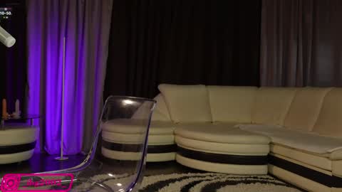 Snapshot of bubble__gum_ chatting on 02/09/25, 01:33 Bubble gum online show from 02/09/25, 01:33