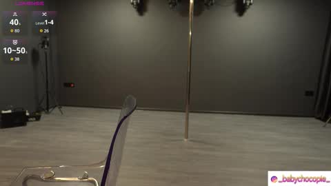 Snapshot of bubble__gum_ chatting on 11/21/25, 08:40 Bubble gum online show from 11/21/25, 08:40