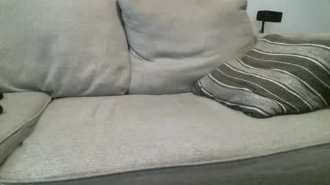 Snapshot of buck_camstar chatting on 01/05/25, 04:16 Buck online show from 01/05/25, 04:16