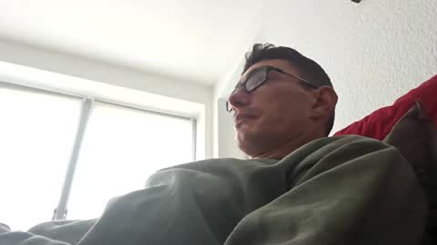 Snapshot of buddea chatting on 10/24/25, 11:39 buddea online show from 10/24/25, 11:39