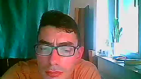 Snapshot of buddea chatting on 10/31/25, 08:37 buddea online show from 10/31/25, 08:37