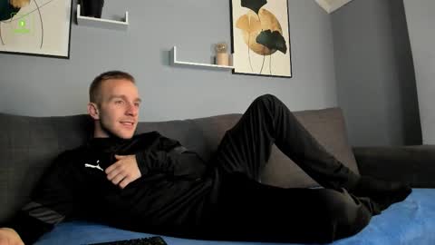 Buddy online show from 09/26/25, 05:33