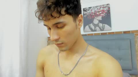 Snapshot of buddy_whitte chatting on 01/30/25, 05:28 Buddy Whitte online show from 01/30/25, 05:28