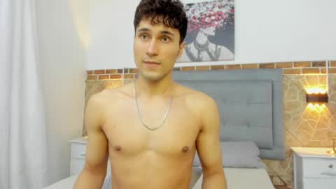 Snapshot of buddy_whitte chatting on 02/01/25, 02:24 Buddy Whitte online show from 02/01/25, 02:24