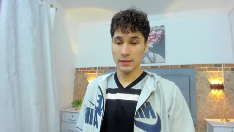 Snapshot of buddy_whitte chatting on 02/03/25, 11:20 Buddy Whitte online show from 02/03/25, 11:20