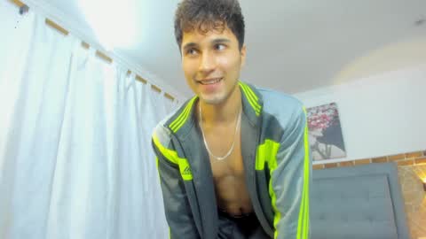 Snapshot of buddy_whitte chatting on 02/07/25, 02:26 Buddy Whitte online show from 02/07/25, 02:26