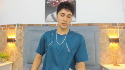 Snapshot of buddy_whitte chatting on 03/06/25, 11:25 Buddy Whitte online show from 03/06/25, 11:25