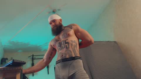 Dmitriy  online show from 12/19/24, 06:01