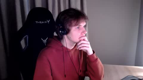 Snapshot of bulkazziz chatting on 09/22/25, 08:16 Chris online show from 09/22/25, 08:16