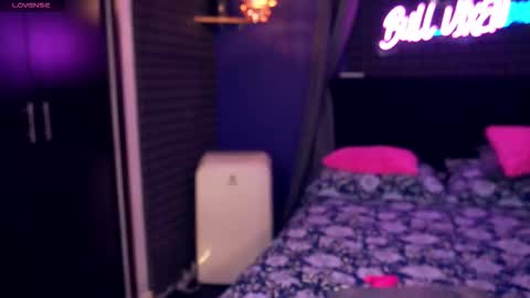 Bunny and The Rock online show from 11/19/25, 11:16