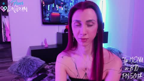 Snapshot of bumbum_kalibum chatting on 02/04/25, 05:31 Ivan online show from 02/04/25, 05:31