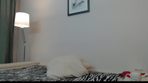 Snapshot of bunny_77 chatting on 12/29/24, 04:27 Pirate Xtw jerromybunny1 online show from 12/29/24, 04:27