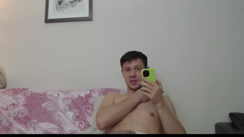 Snapshot of bunny_77 chatting on 01/12/25, 04:10 Pirate Xtw jerromybunny1 online show from 01/12/25, 04:10