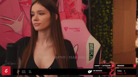 Maddie    Next stream  online show from 01/15/25, 05:05