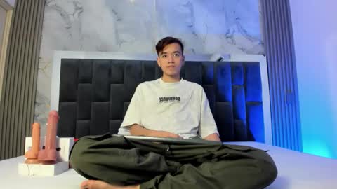 bunny online show from 10/10/25, 12:26