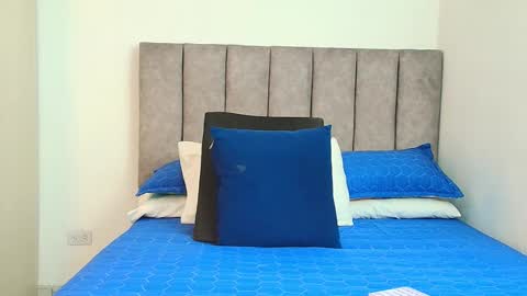 Carolina online show from 10/01/25, 04:40