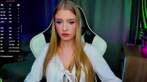 Snapshot of bunny_wetty chatting on 09/26/25, 07:29 ruslana online show from 09/26/25, 07:29