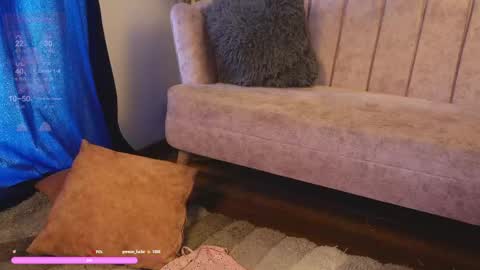 Snapshot of bunnycute_shy chatting on 03/07/25, 03:28 30 Off online show from 03/07/25, 03:28