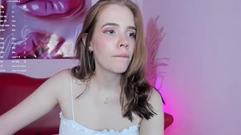 Snapshot of bunnyleahxxx chatting on 01/27/25, 09:22 ANASTASIA online show from 01/27/25, 09:22