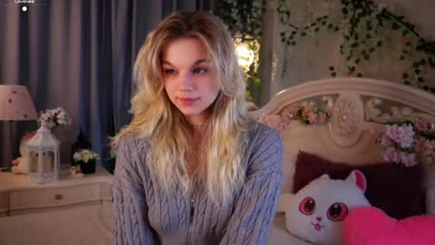 Snapshot of burnletitallburn chatting on 11/10/25, 02:16 Jessica online show from 11/10/25, 02:16