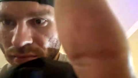 Snapshot of burnoutsboys789874829 chatting on 11/03/25, 08:32 burnoutsboys789874829 online show from 11/03/25, 08:32