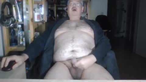 Snapshot of busibaer666 chatting on 12/14/24, 02:56 busi online show from 12/14/24, 02:56