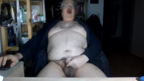Snapshot of busibaer666 chatting on 02/09/25, 03:32 busi online show from 02/09/25, 03:32