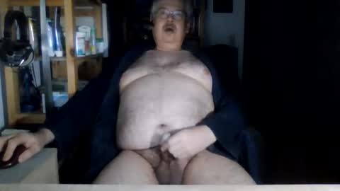 Snapshot of busibaer666 chatting on 02/23/25, 02:29 busi online show from 02/23/25, 02:29