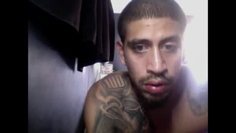 Snapshot of bustnfatloads2 chatting on 10/01/25, 11:33 bustnfatloads2 online show from 10/01/25, 11:33