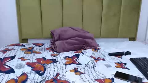 Snapshot of bustytessa37 chatting on 10/15/25, 03:12 bustytessa37 online show from 10/15/25, 03:12