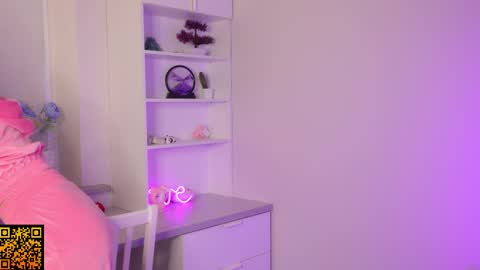 butteflai online show from 10/30/25, 09:00