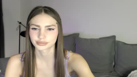 Snapshot of butterflys_ chatting on 03/07/25, 11:16 Lauren online show from 03/07/25, 11:16
