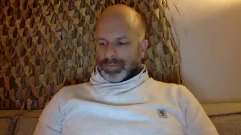 Snapshot of buurman1982isback chatting on 11/25/25, 08:53 buurman1982isback online show from 11/25/25, 08:53