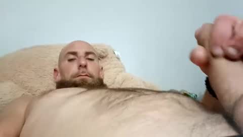 Hugeuncut92 online show from 11/15/25, 07:49