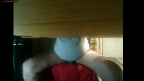 Snapshot of bzxxbzh chatting on 11/17/25, 06:57 bzxxbzh online show from 11/17/25, 06:57