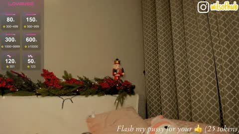 My name is Sofia I will be glad if you spend your time with me 3 online show from 12/28/24, 04:52