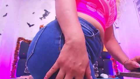 Carolina online show from 10/23/25, 03:06