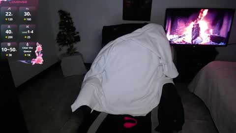 caliope_goddess1 online show from 12/17/24, 10:12