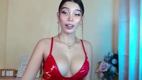 Snapshot of call_me__anna chatting on 09/24/25, 09:51 Anna online show from 09/24/25, 09:51