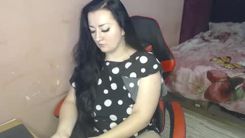 Snapshot of call_me_shaya chatting on 12/25/24, 01:41 Shaya online show from 12/25/24, 01:41