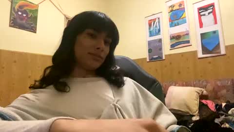 Snapshot of calliemaggotbone chatting on 11/01/25, 04:25 Sassy Cece online show from 11/01/25, 04:25