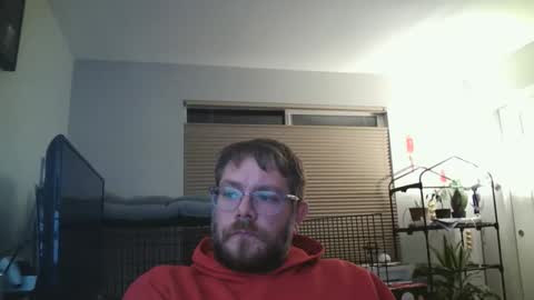 Snapshot of callmedr chatting on 10/23/25, 05:07 Michael online show from 10/23/25, 05:07