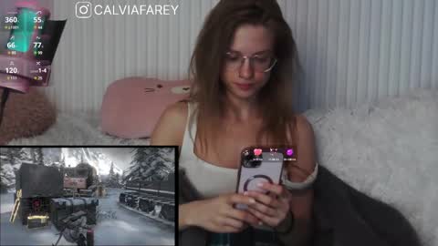 Snapshot of calvia_farey chatting on 03/07/25, 06:00 calvia_farey online show from 03/07/25, 06:00