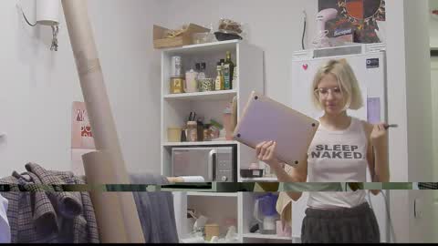 calvia_farey online show from 11/18/25, 02:32