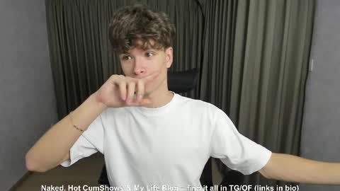 Hey I am Calvin  online show from 10/12/25, 02:16