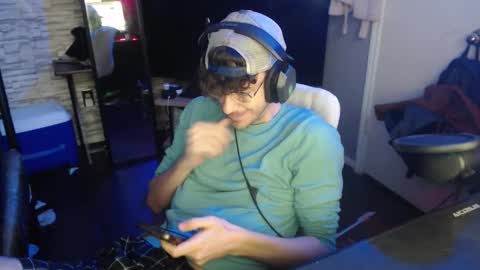 calvin_tanner online show from 11/18/25, 03:38