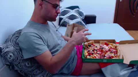 Calvinjohnlad online show from 01/02/25, 05:29